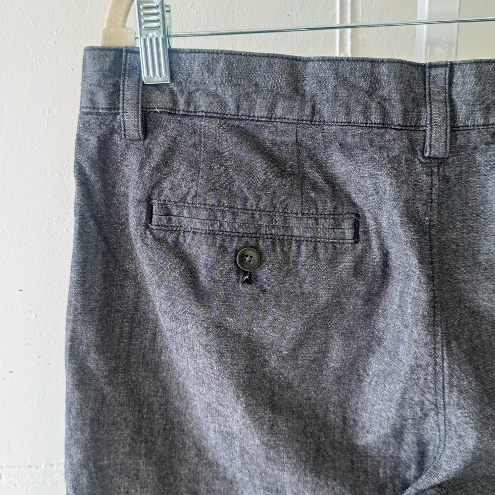 Banana Republic Men's 9" Aiden Short Flat Front Cotton Dark Grey W34 - Picture 5 of 12
